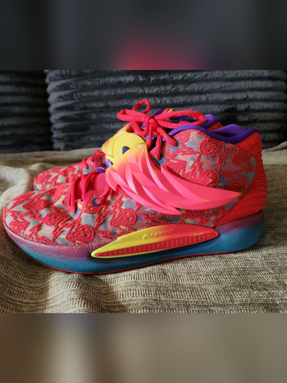 Men's Nike KD 14 (Ron English 3) DO6903-601 Size 10.5 "Light Cult Crypto Club"